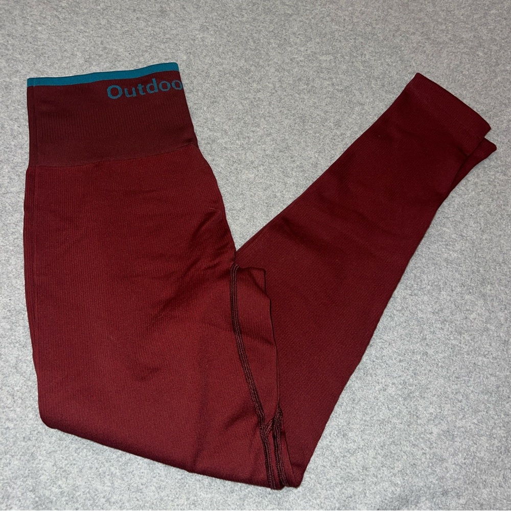 Outdoor Voices // SeamlessRib 7/8 Legging // Shiraz